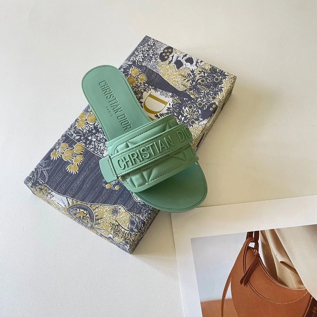 Effen kleur klittenband pantoffels