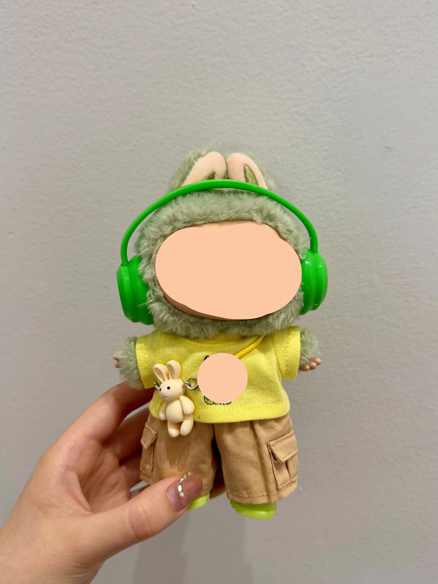 Clothes Labubo headphones + white T-shirt + pink overalls Keychain Labubo Clothing Macaron Clothes for Labubo