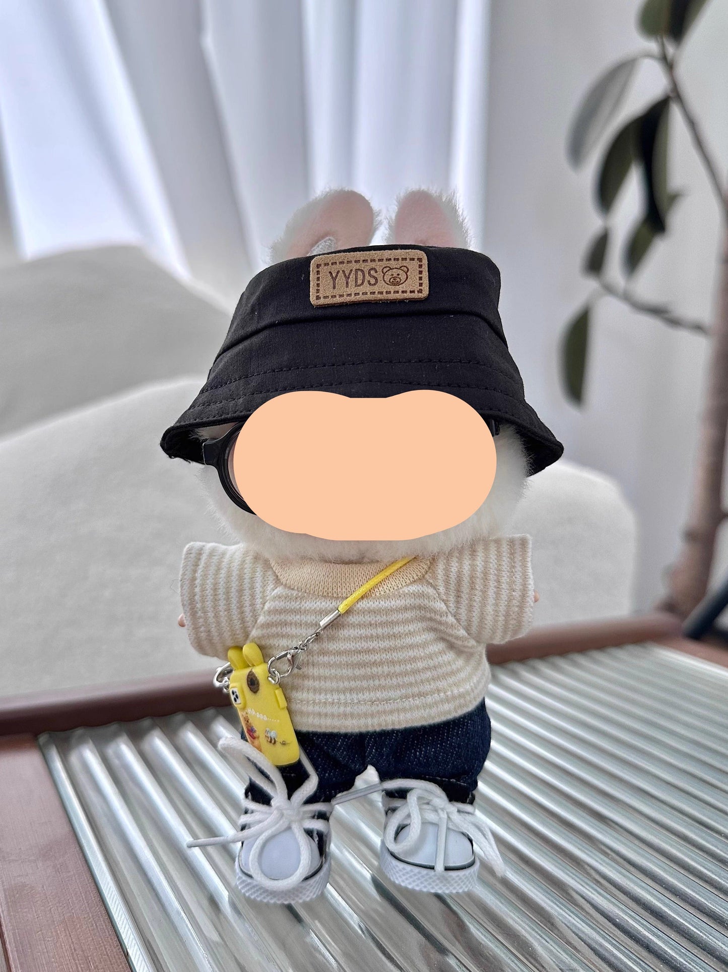 Spring Labubo Outfits Beige Shirt + Jeans Accessories Fashion Labubo Outfit Keychain Labubo Clothing