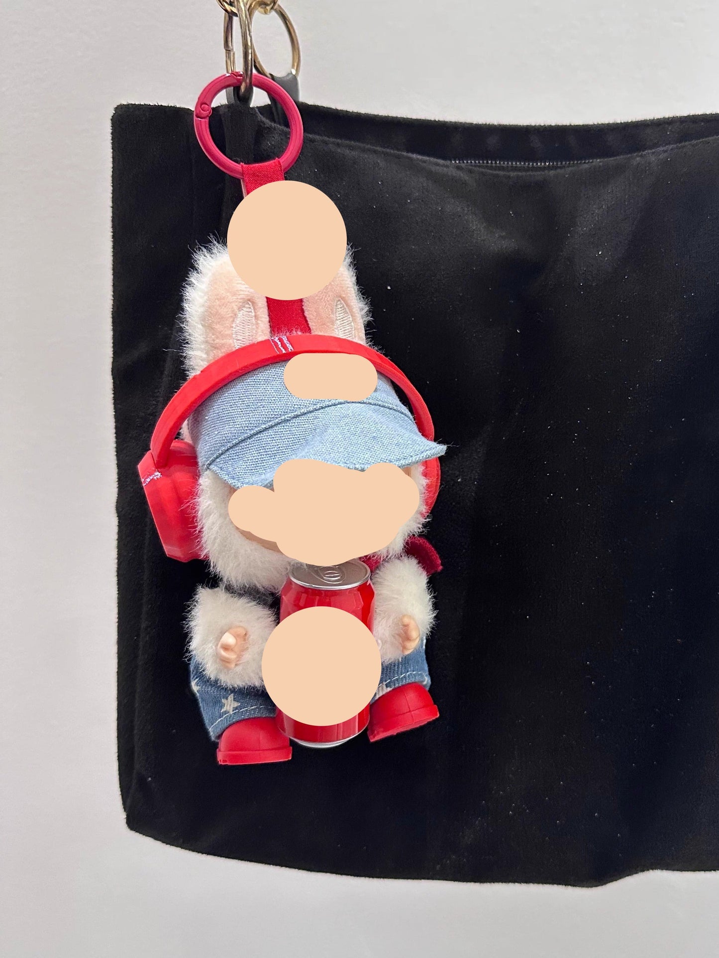 Cola Overalls Keychain Red headphones + red boots Labubo Clothes 17cm Labubo Clothing Have a Seat Labubo Doll Clothes