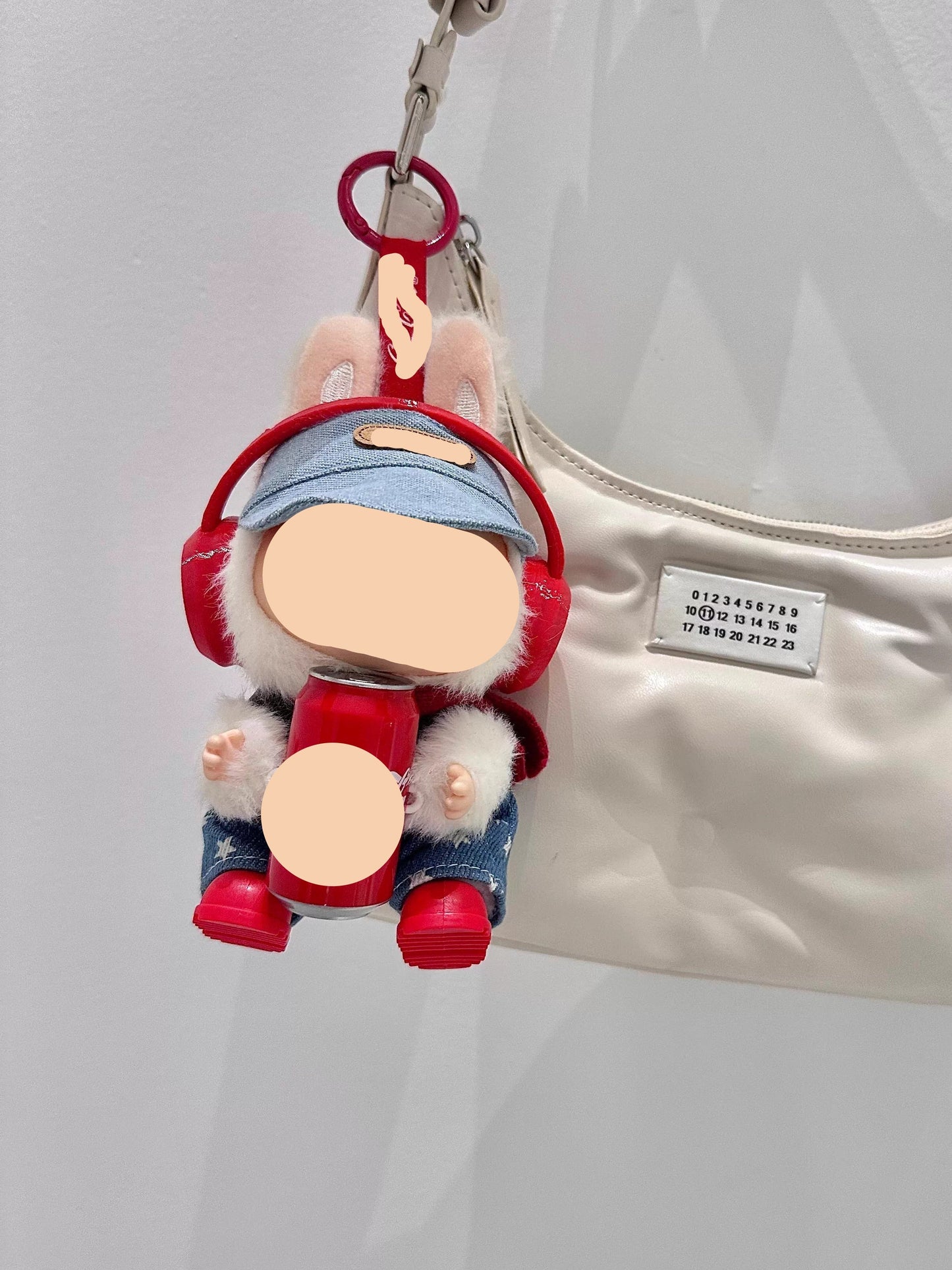 Cola Overalls Keychain Red boots Labubo Clothes 17cm Labubo Clothing Have a Seat Labubo Doll Clothes