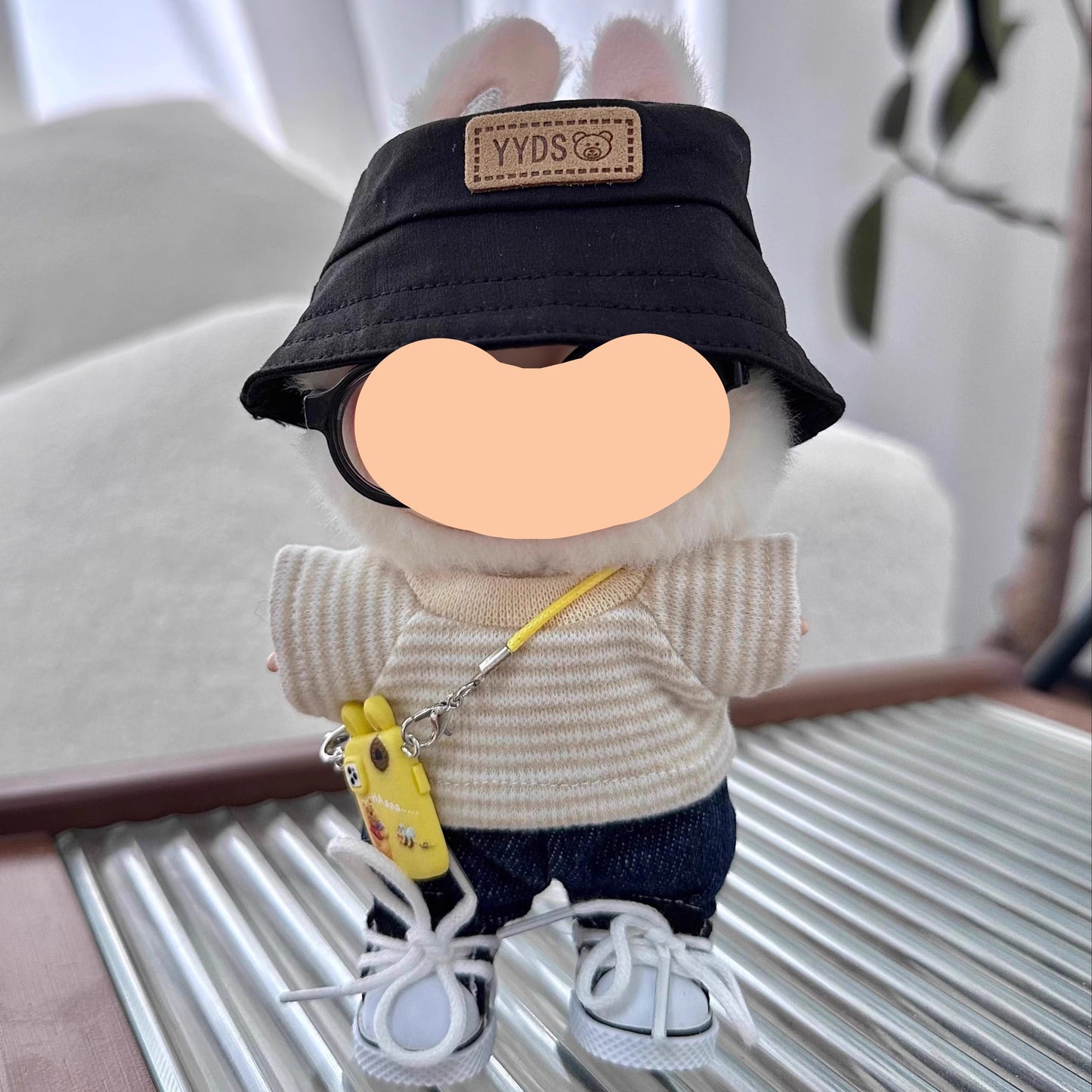 Spring Labubo Outfits Beige Shirt + Jeans Accessories Fashion Labubo Outfit Keychain Labubo Clothing