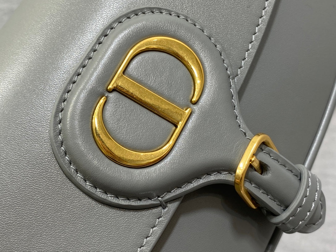 luxury Bobby East-West Bag Grey
