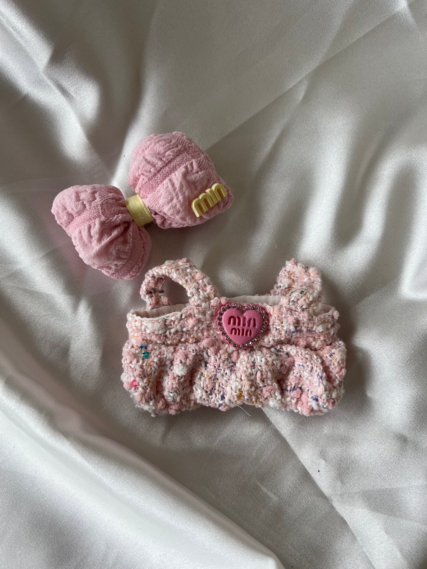 Labubu Sweet Tweed Set - Pink Overalls & Matching Bow Accessory (17cm)