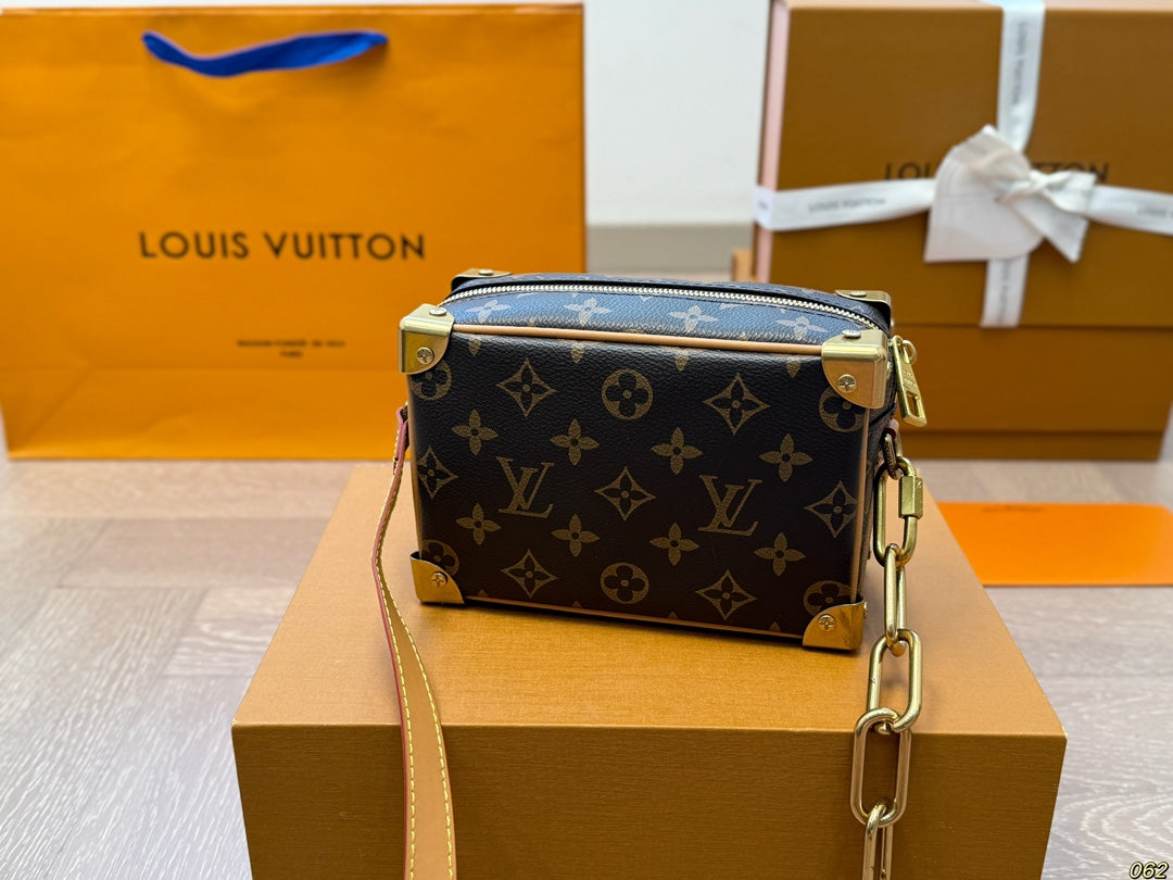 Luxury Soft Trunk Box Bag Satchel 18x12cm