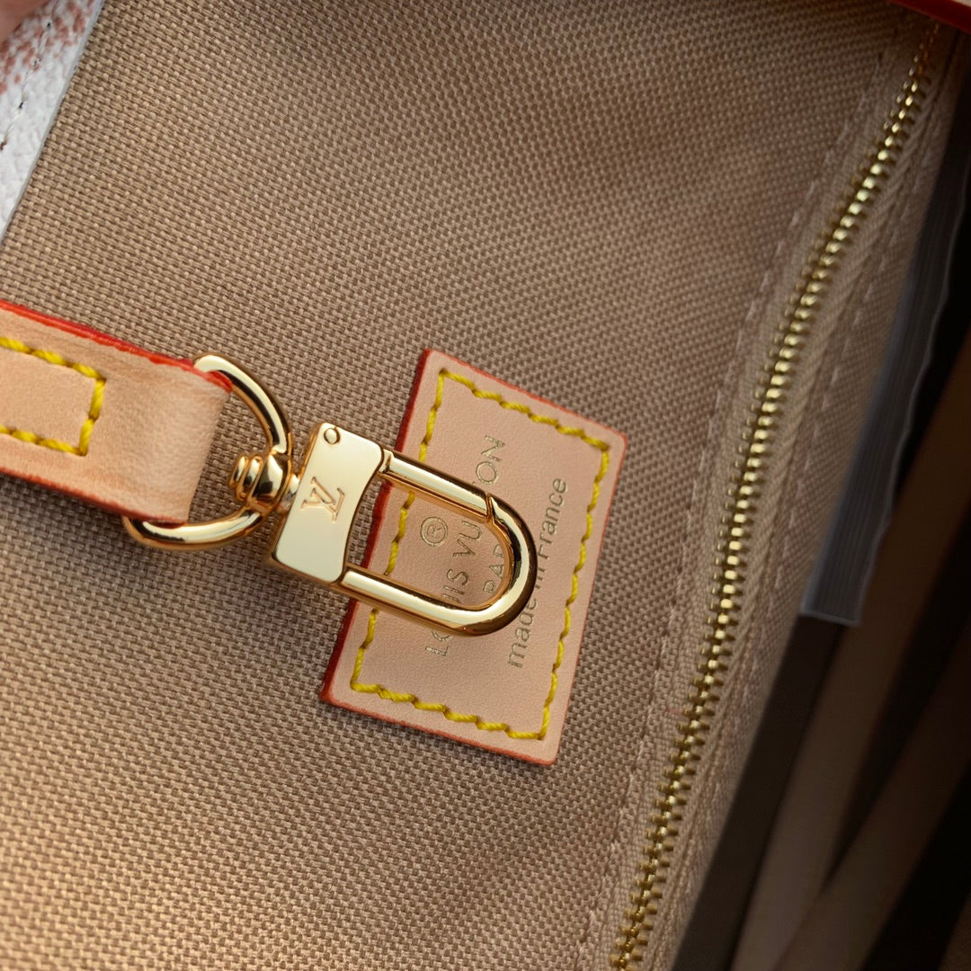 Luxury Onthego MM Tote Bag Monogram Dune Cruise 35 x 27 x 14 cm
