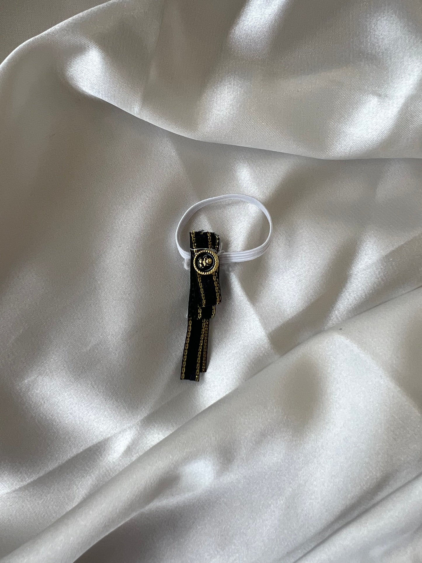 Labubu Tweed Elegance Set - Black Pearl Bow & Gold Brooch Detail (17cm)
