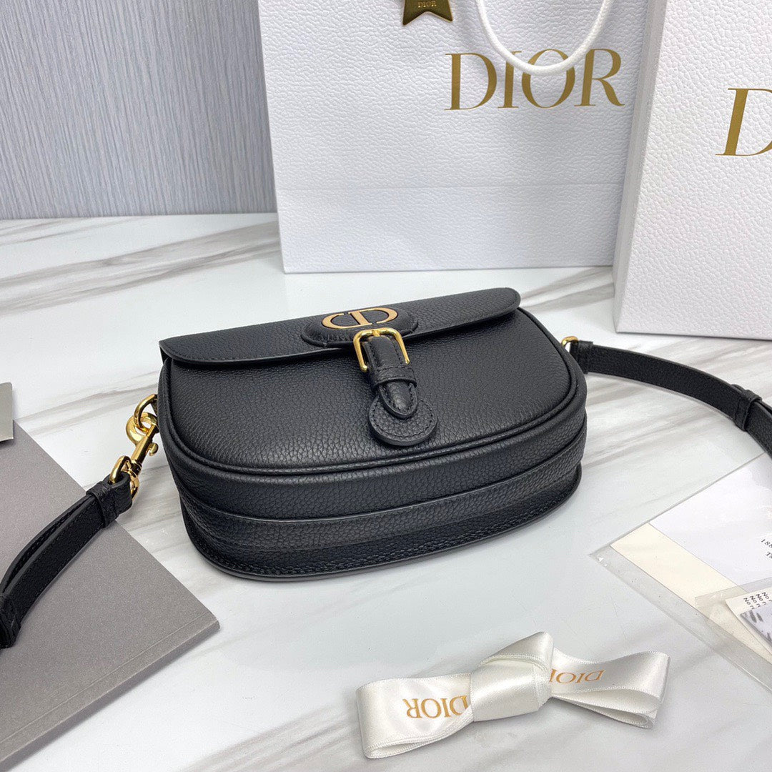 luxury Medium Bobby Bag Black M9319 size 22x6x17 cm