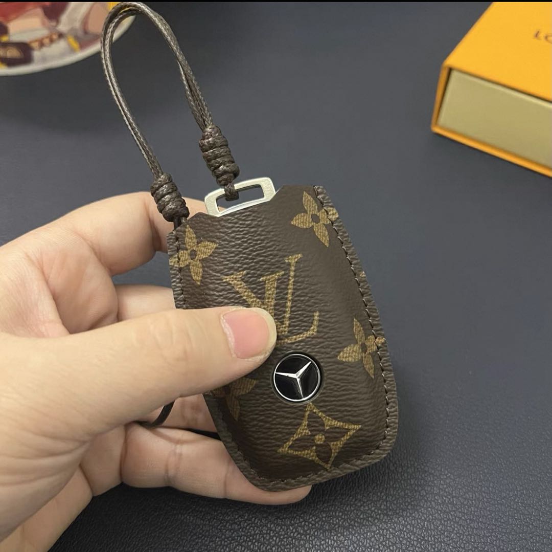 Luxuriöse Smart-Key-Hülle aus Leder – Entwickelt für Audi, BMW, Benz und VW 🚗✨