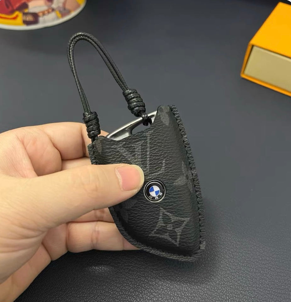 Luxuriöse Smart-Key-Hülle aus Leder – Entwickelt für Audi, BMW, Benz und VW 🚗✨