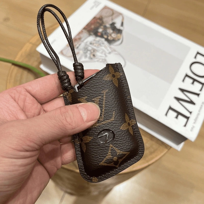 Luxuriöse Smart-Key-Hülle aus Leder – Entwickelt für Audi, BMW, Benz und VW 🚗✨