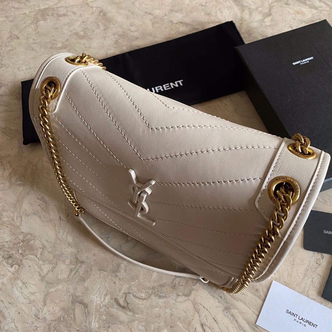 luxury Niki Medium Chain Bag In Lambskin Blanc Vintage - 28 X 20 X 8,5 CM