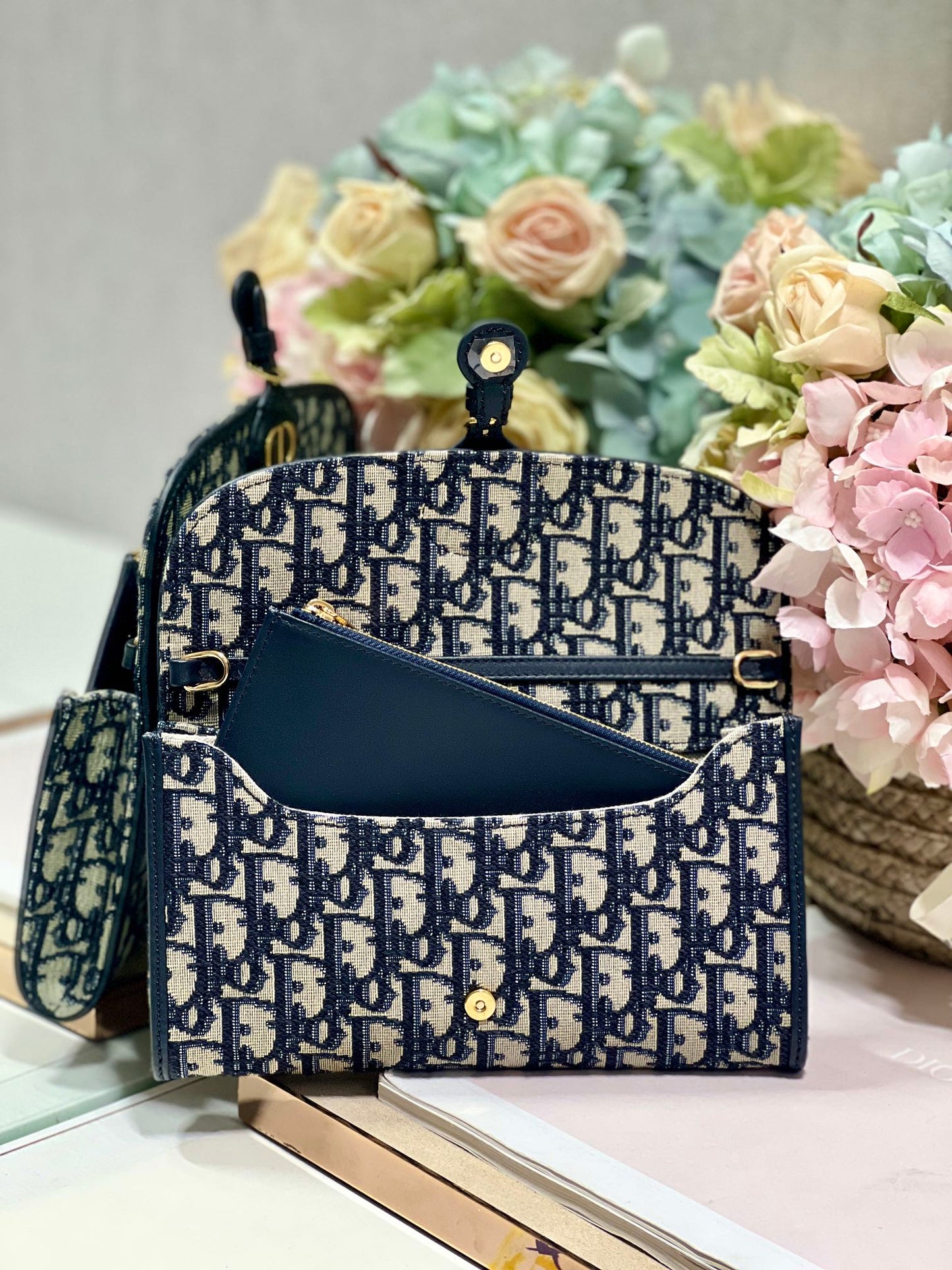 luxury Bobby Wallet on Chain East West Blue Oblique Jacquard - 21.5¡Á12¡Á4cm