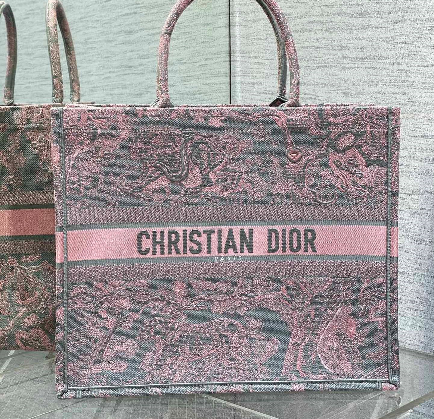 luxury Book Tote Large Gray and Pink Toile de Jouy Reverse Beverly Hills Embroidery - 42 x 35 x 18.5 cm
