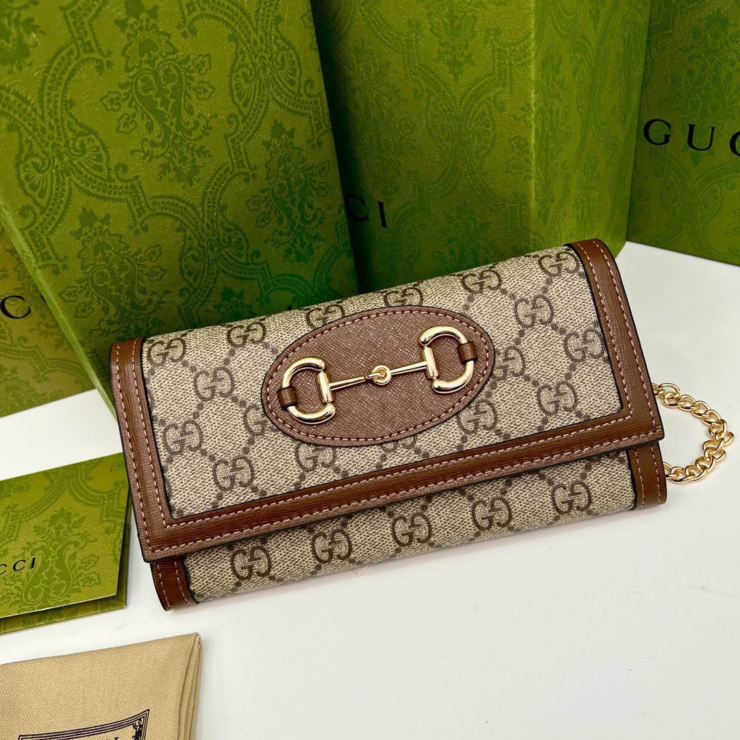luxury Brown Saddle Buckle Handbag 19x10.5x3.5cm