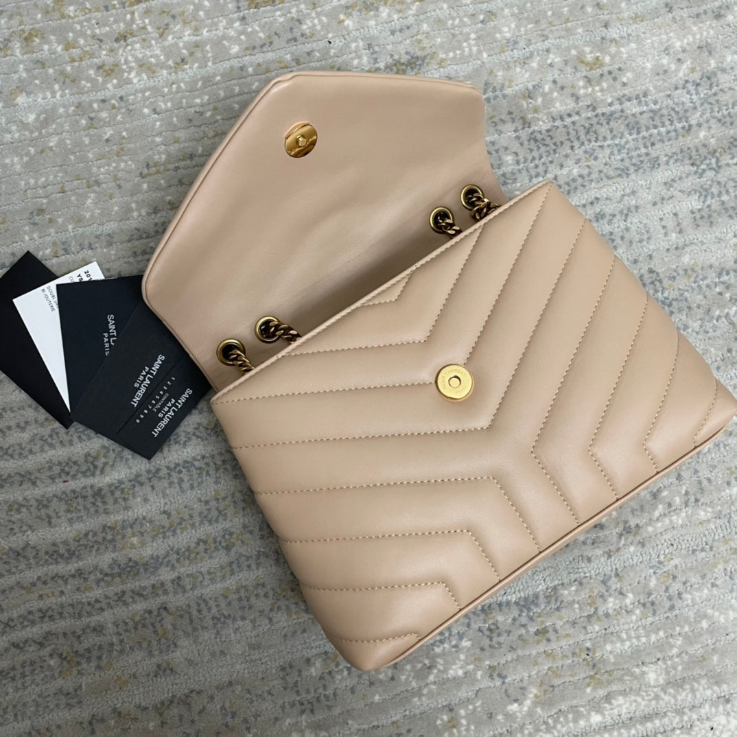 luxury Small Loulou 23 Beige Leather Gold 23x17x9cm