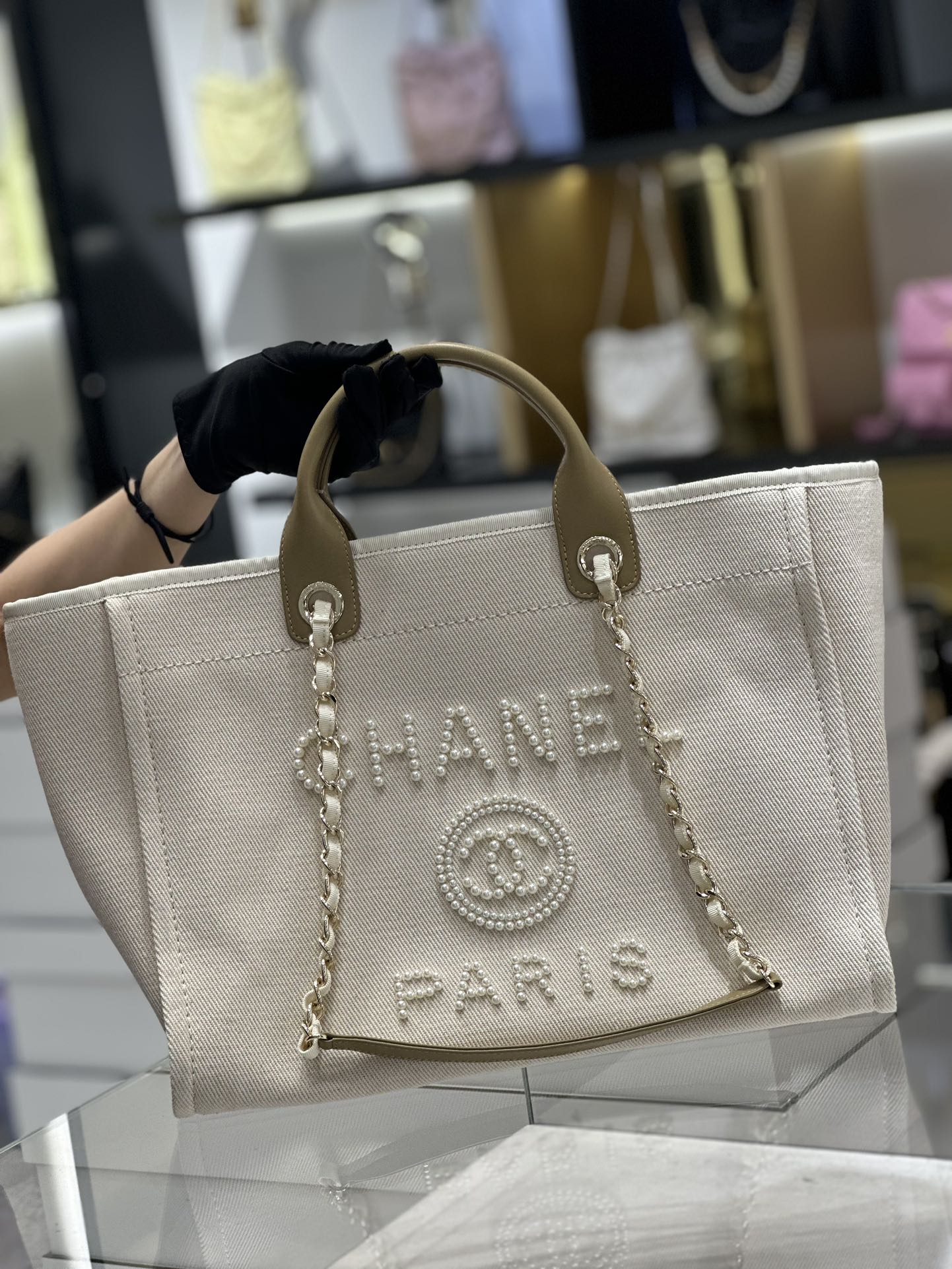 luxury Natural Canvas and Tan Leather Large Pearl Deauville Tote - 30x39x22cm