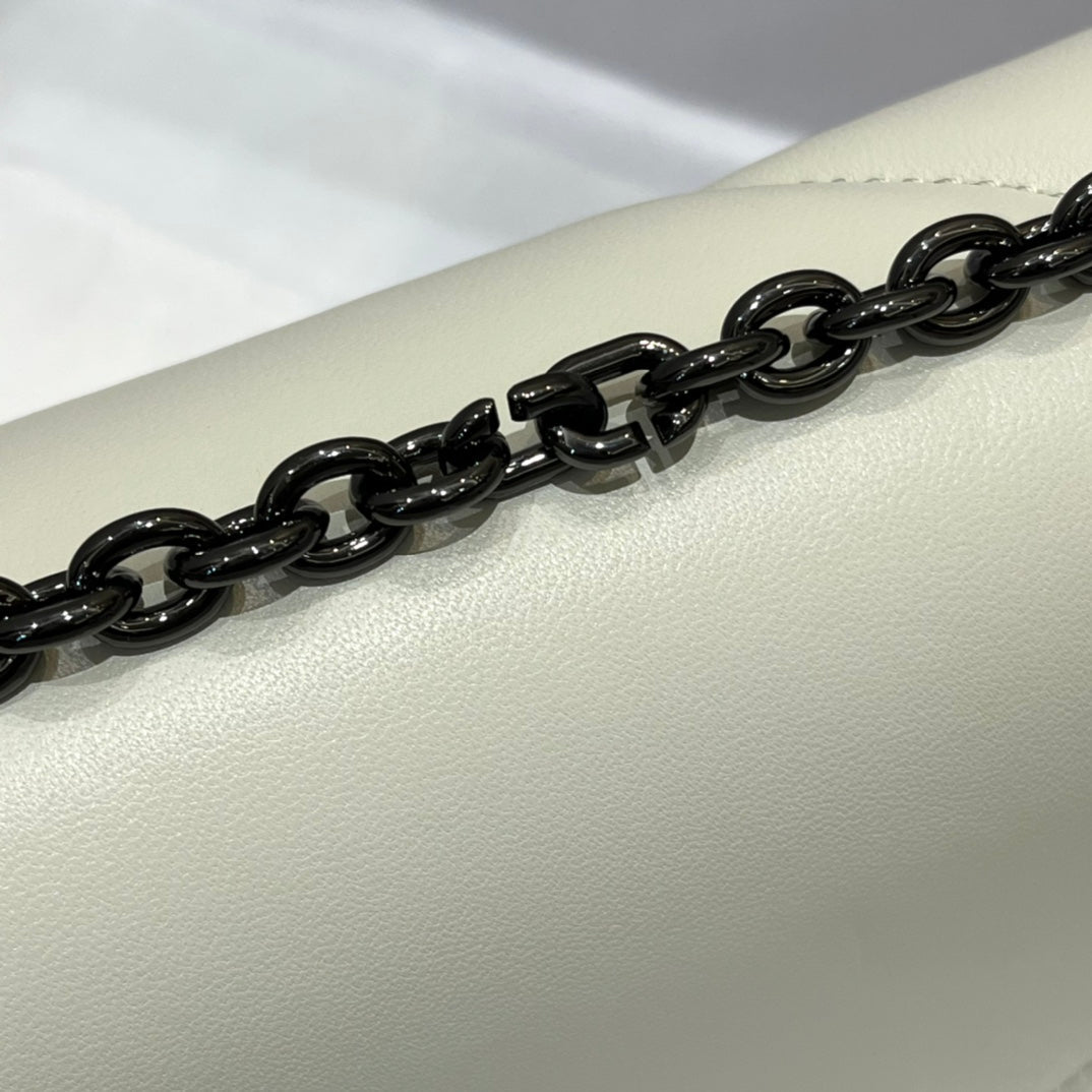 luxury Montaigne Bag White