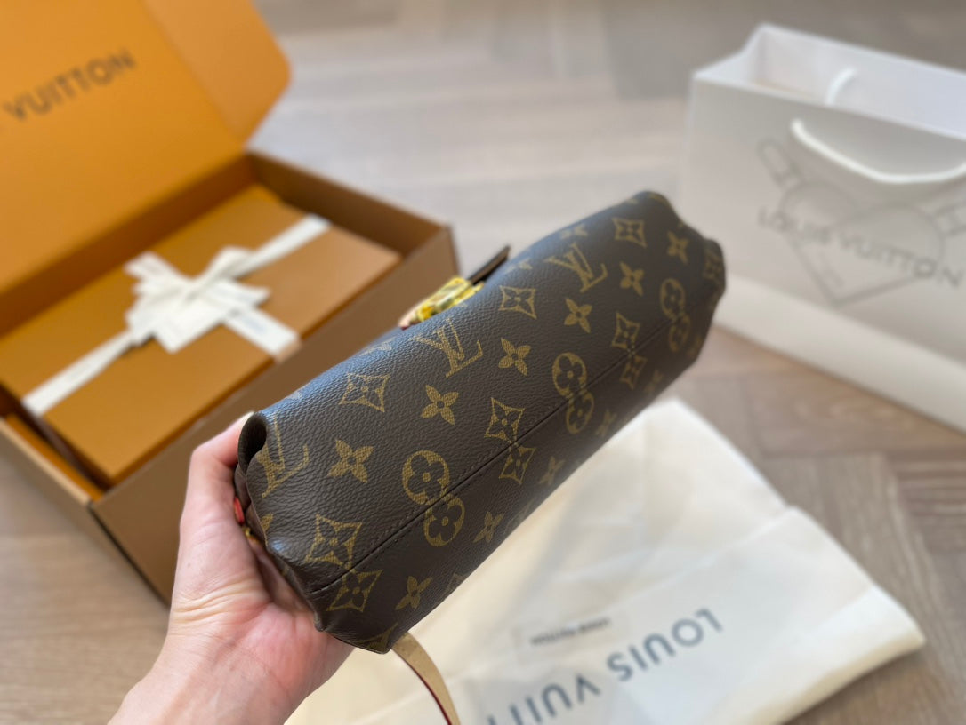 Luxury Replica Bags