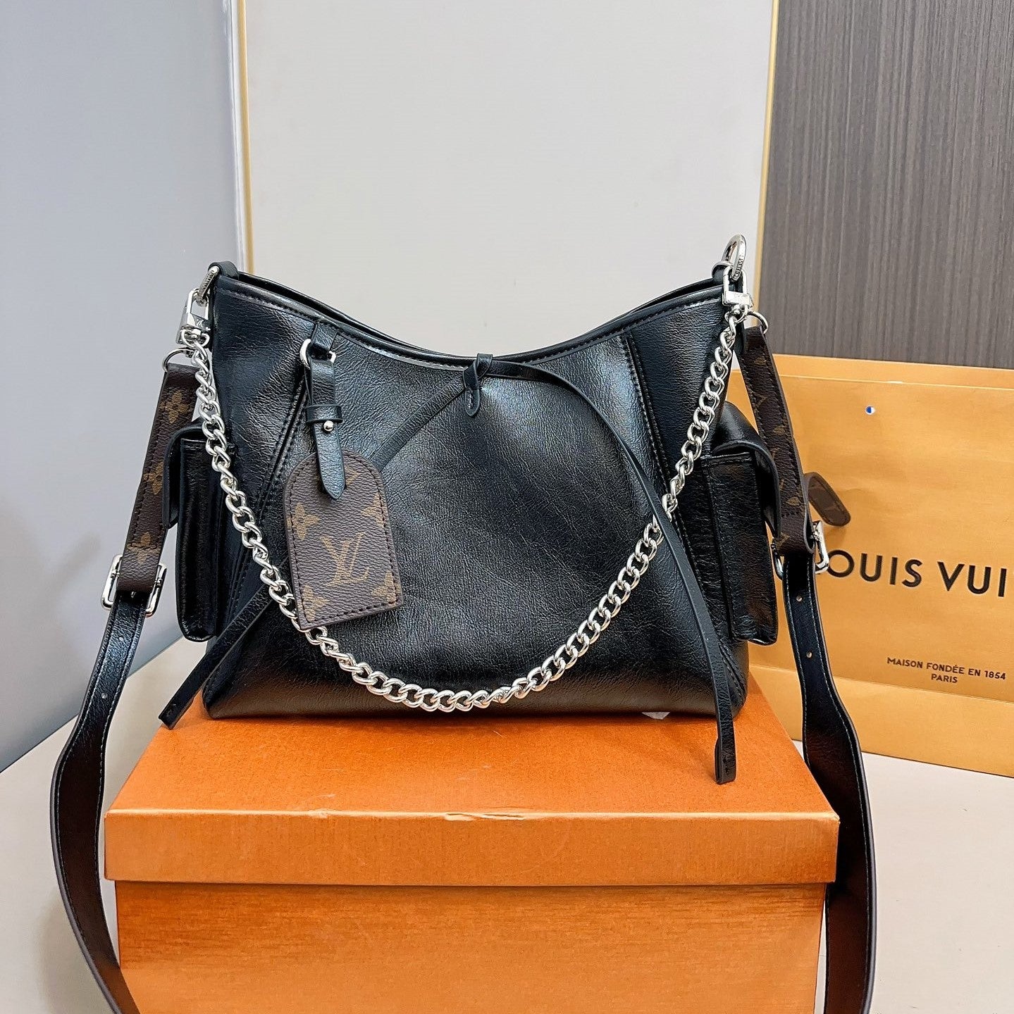 Luxury CarryAll Cargo handbag
