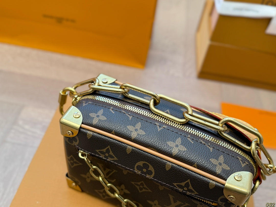 Luxury Soft Trunk Box Bag Satchel 18x12cm