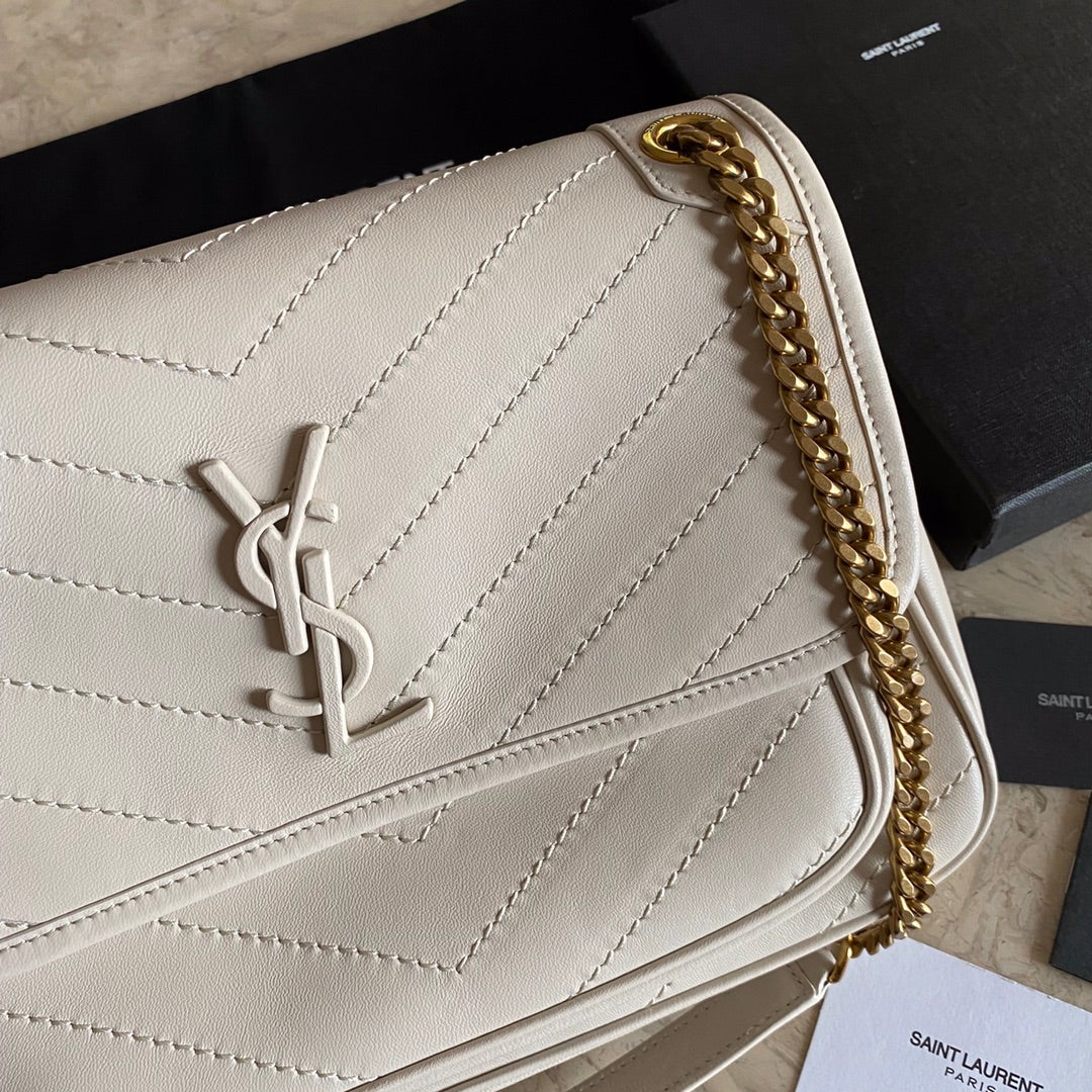 luxury Niki Medium Chain Bag In Lambskin Blanc Vintage - 28 X 20 X 8,5 CM