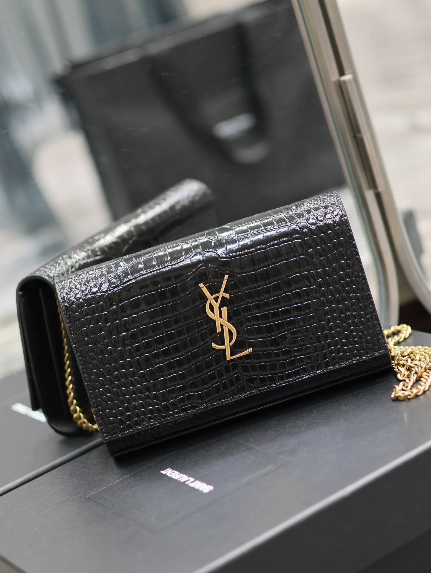 luxury Kate Croc Embossed BLack Gold Hardware - 23x14x3cm