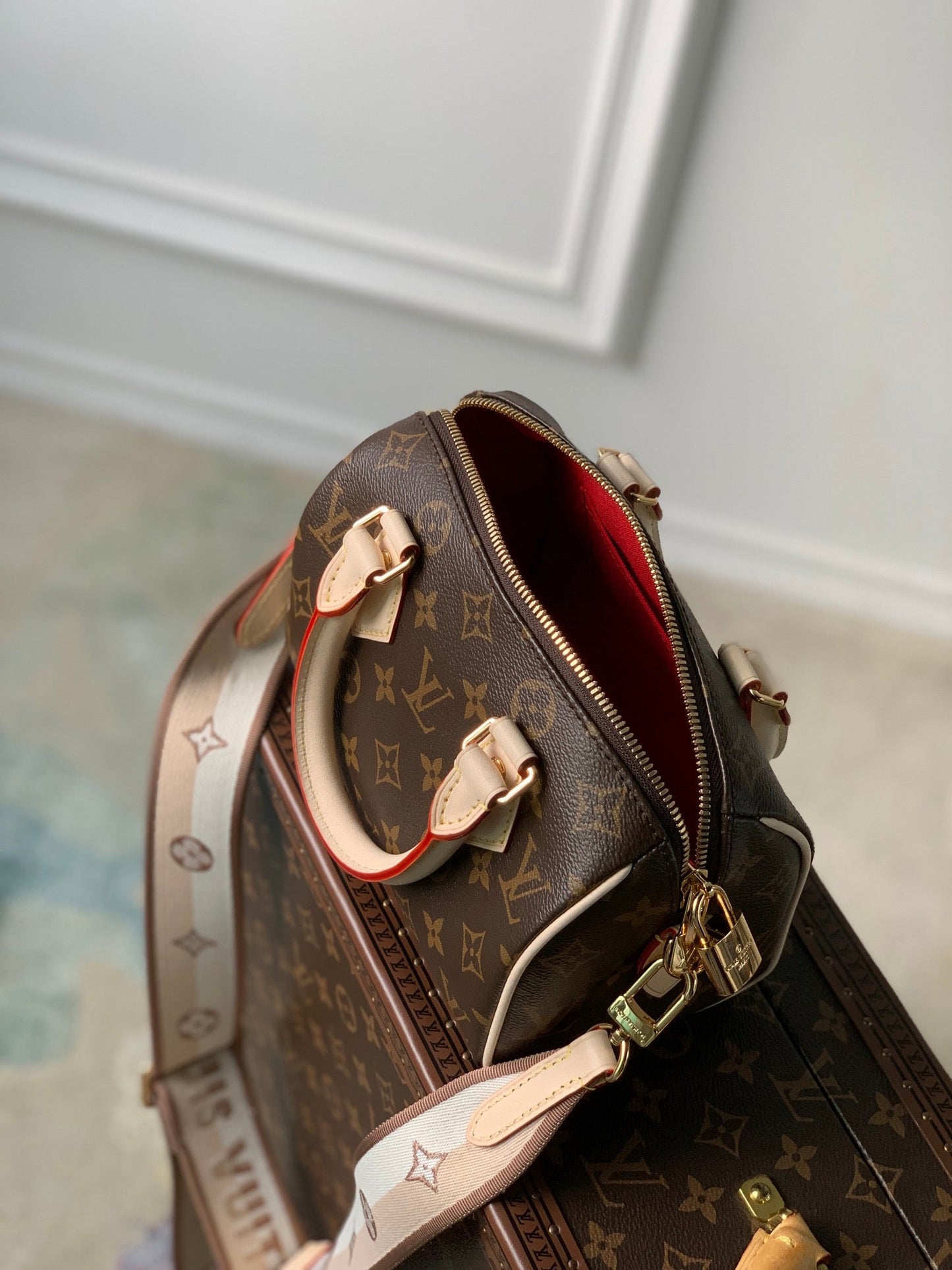 Luxury Speedy Bandouli¨¨re 20 Monogram Beige Strap - 20.5 x 13.5 x 12.0 cm