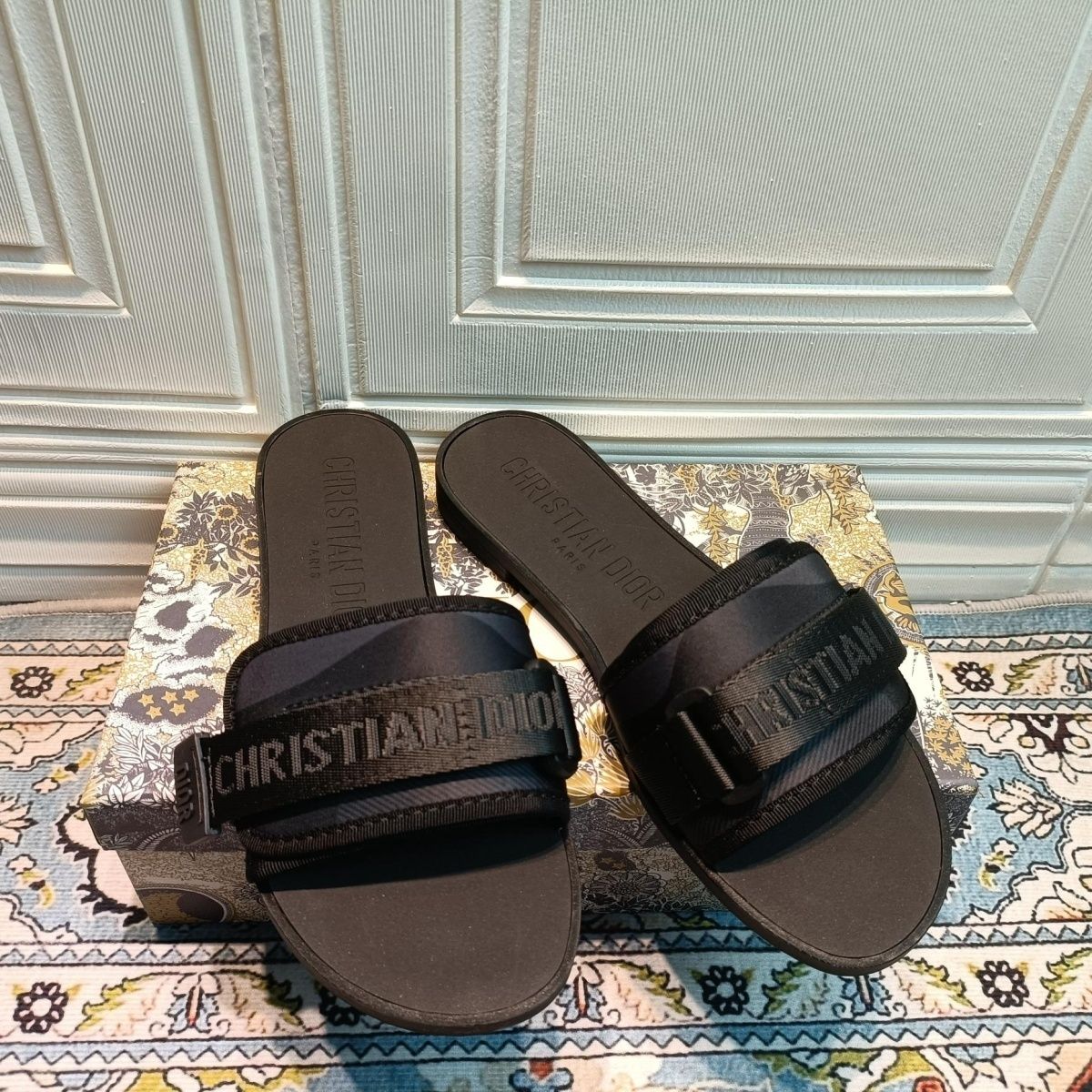 FlattÞfler med borrelÄs