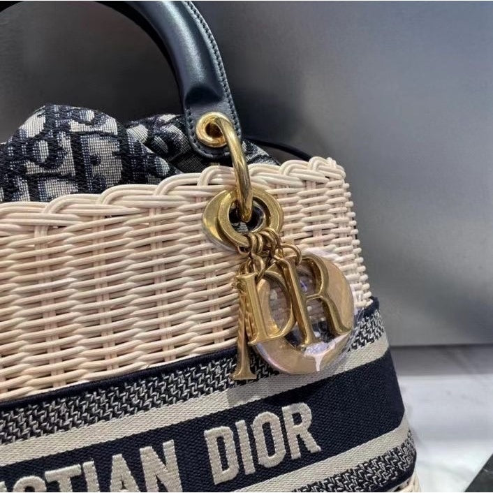 luxury Lady Oblique Bag