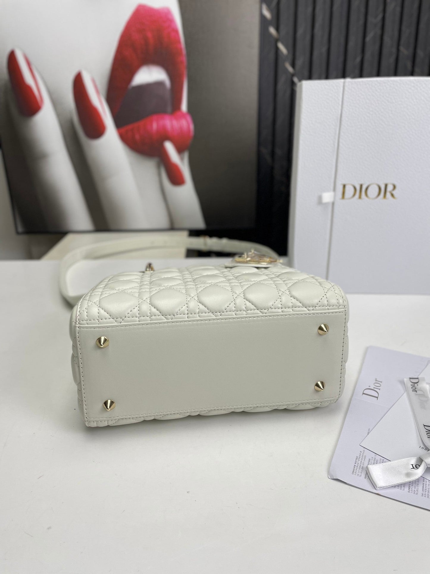luxury Lady Medium White Bag 24cm