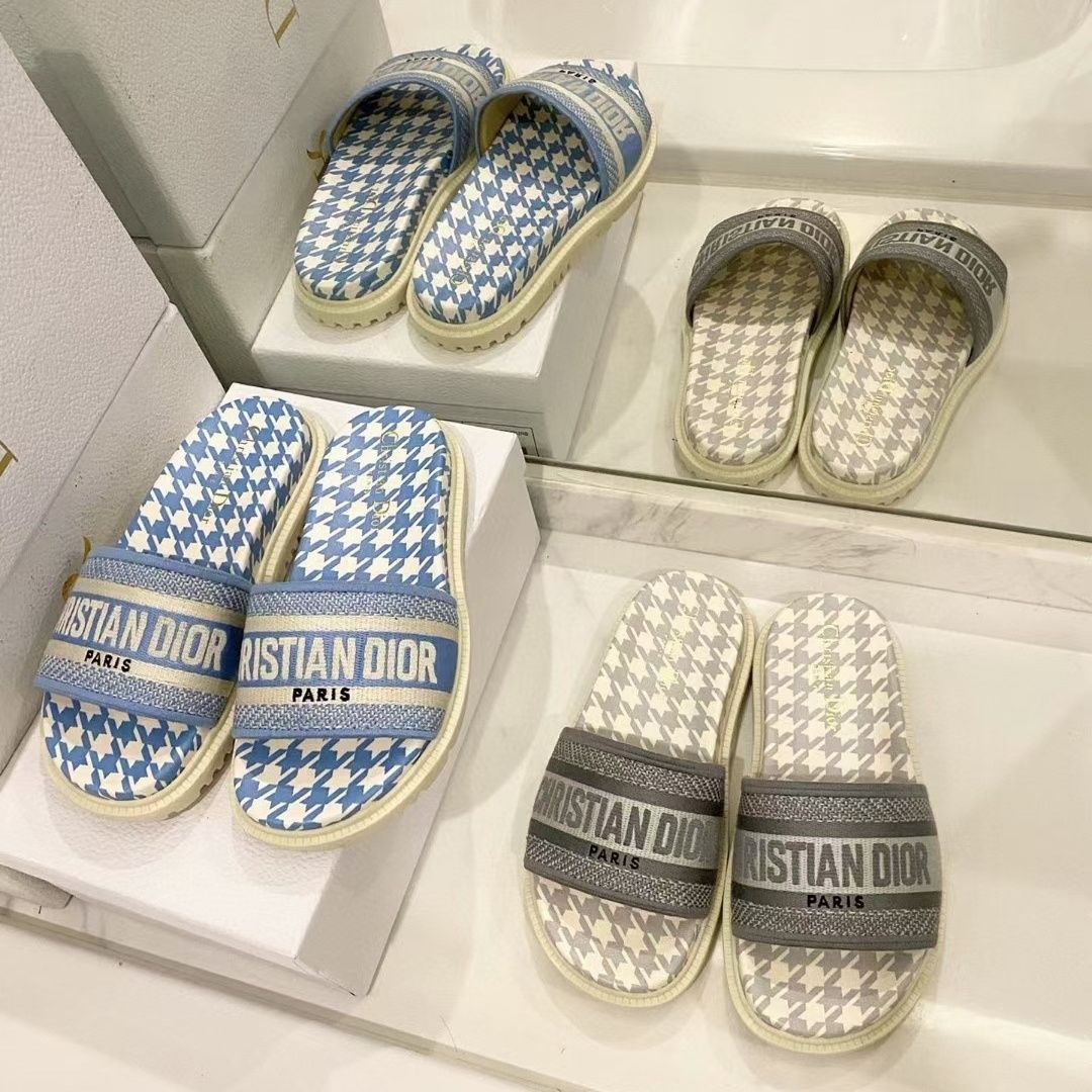 Houndstooth kohokuvioidut Slipper sandaalit