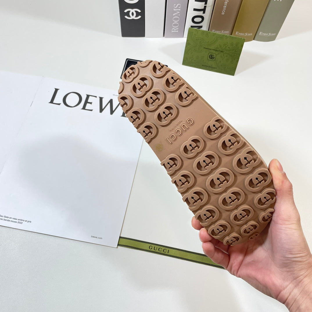 Platformtofflor för kvinnor