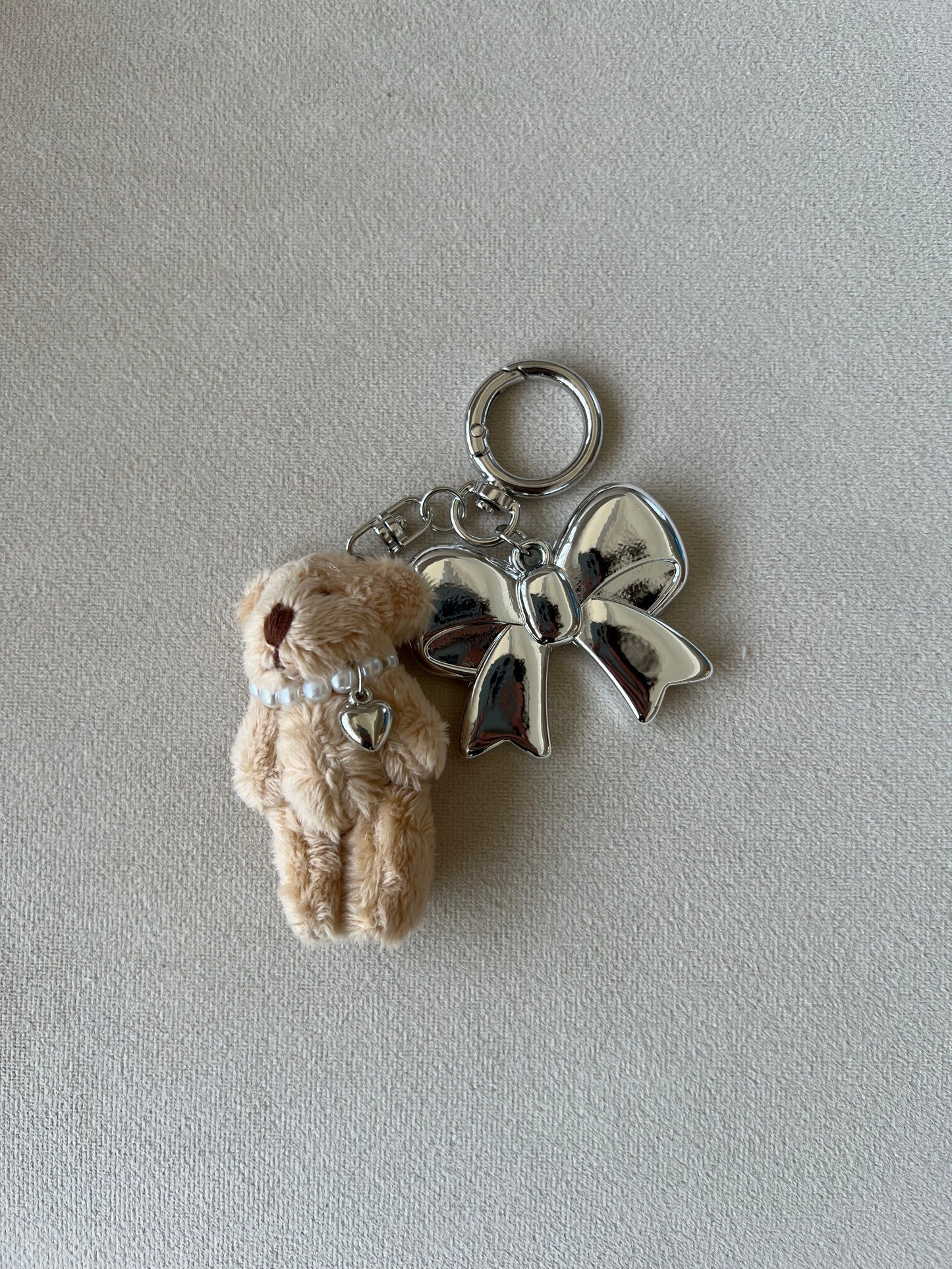 Nallebjörn bow väska charm