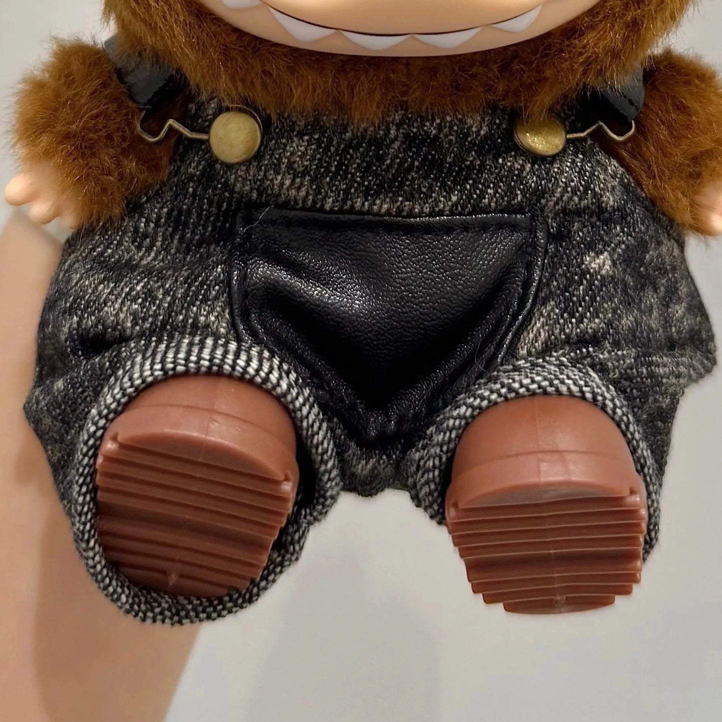Labubo Clothes Black Overalls + Beanie Keychain Labubo Clothing Labubo Keychain Labubo Clothing