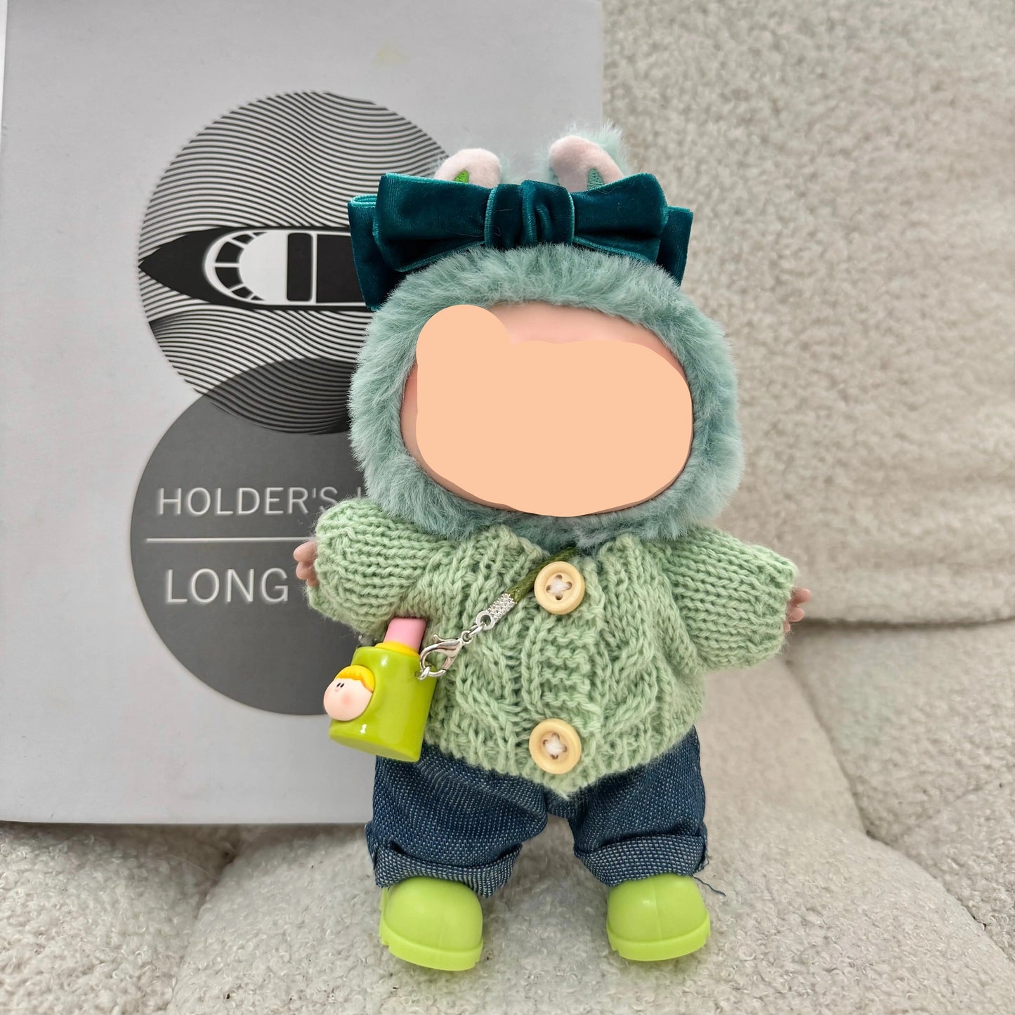 Labubo Clothing Keychain Labubo Clothes Green bow headband + light green sweater + jeans + green lipstick + green boots Macaron Clothes for Labubo