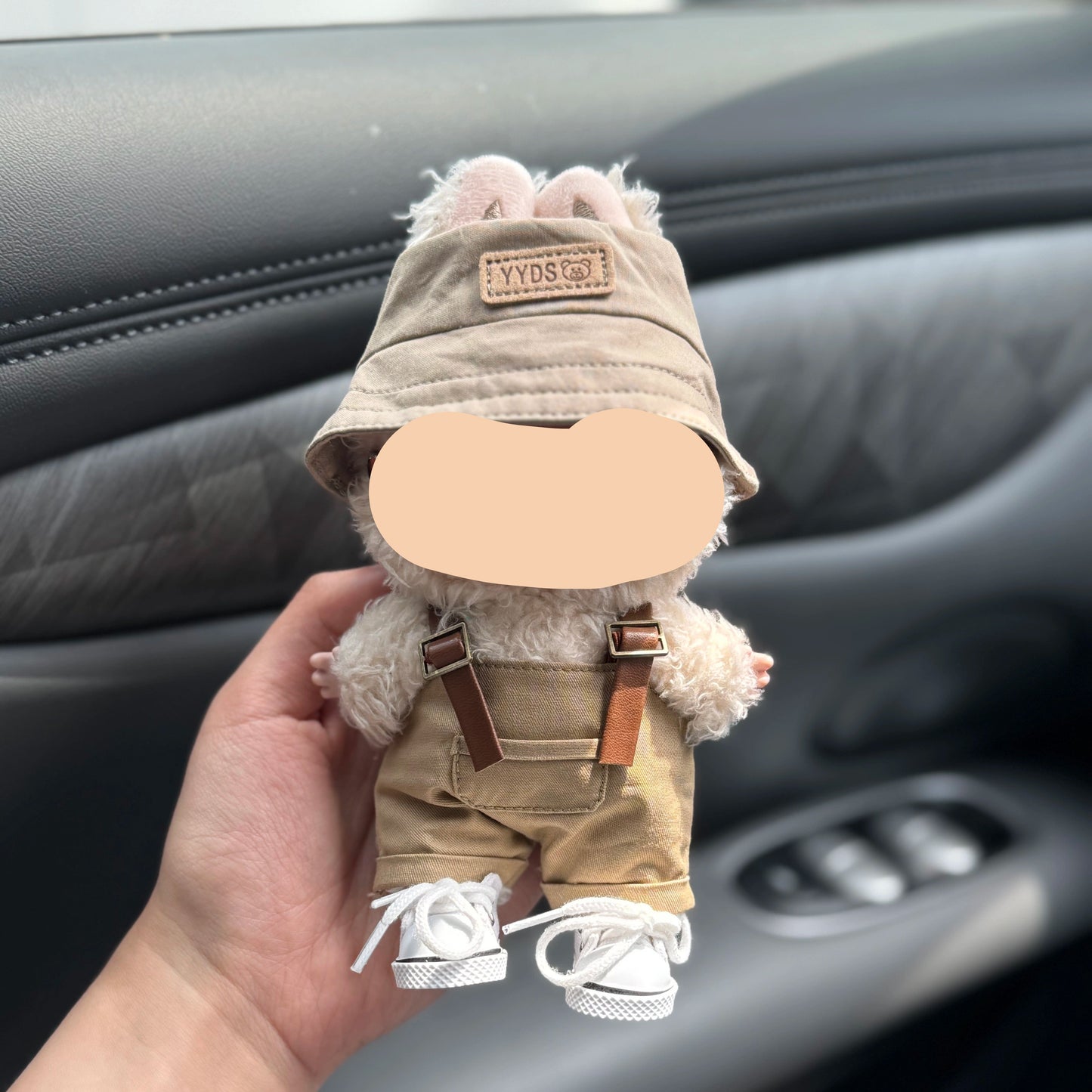 Khaki Overalls with Camera Keychain Labubo Clothes Have a Seat Labubo Doll Clothes 17cm Labubo Clothing Khaki Overalls Macaron Clothes for Labubo