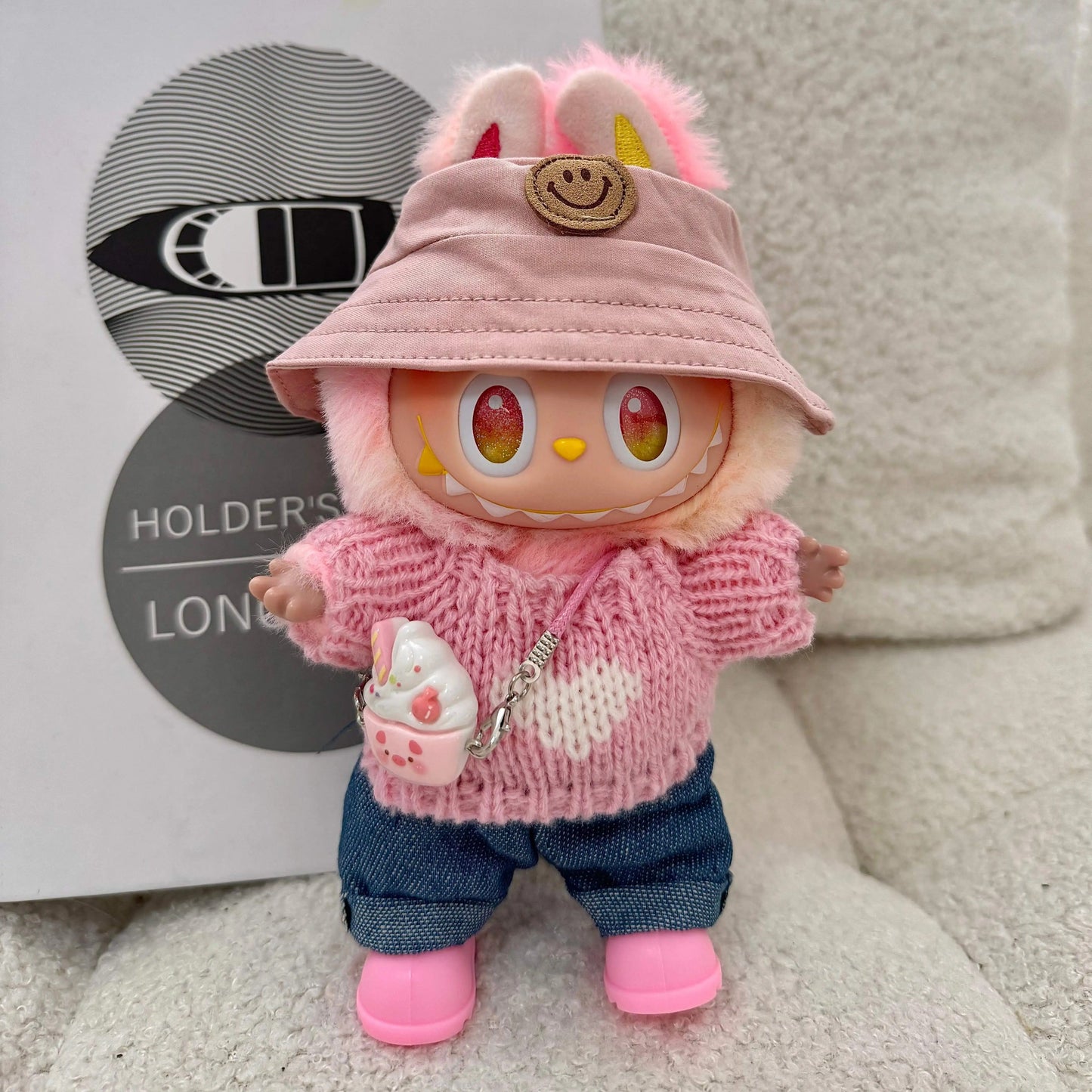 Labubo Clothing Keychain Labubo Clothes Pink headphones + pink heart sweater + white pants + pink shoes + ice cream shoulder bag Macaron Clothes for Labubo