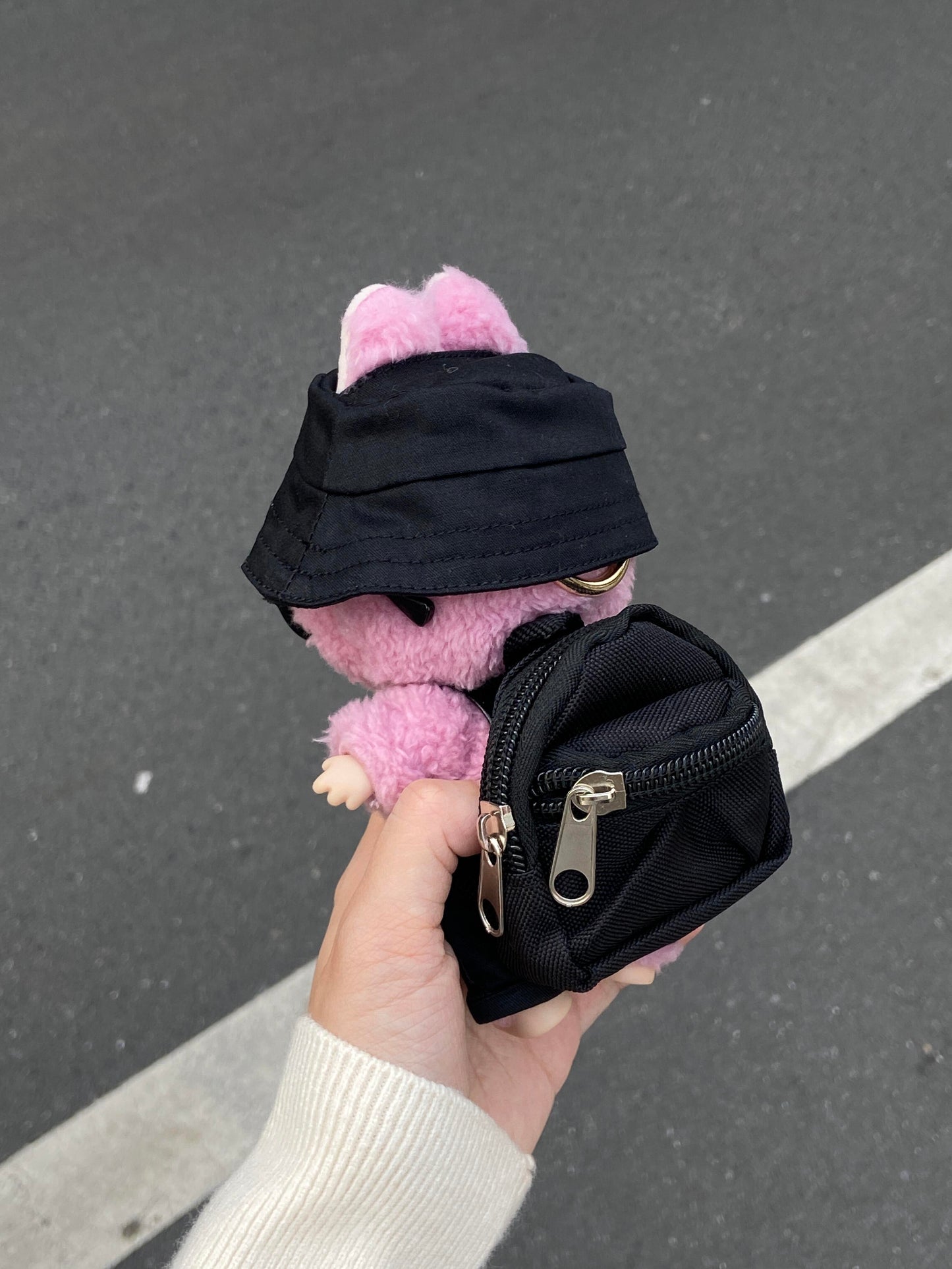 Red Overalls Keychain Labubo Clothes Have a Seat Labubo Doll Clothes Overalls with Glasses 17cm Labubo Clothing