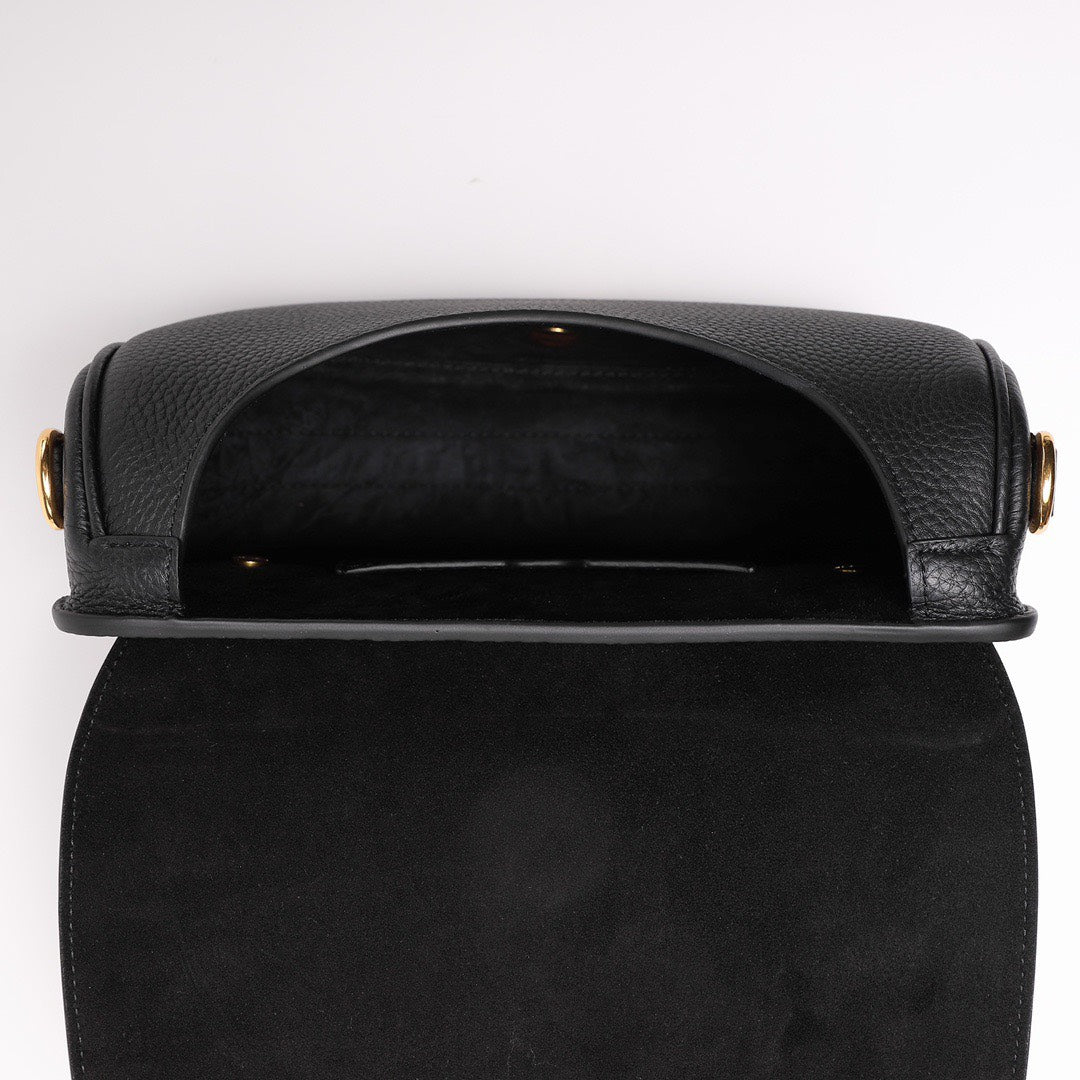 luxury Medium Bobby Bag Black M9319 size 22x6x17 cm