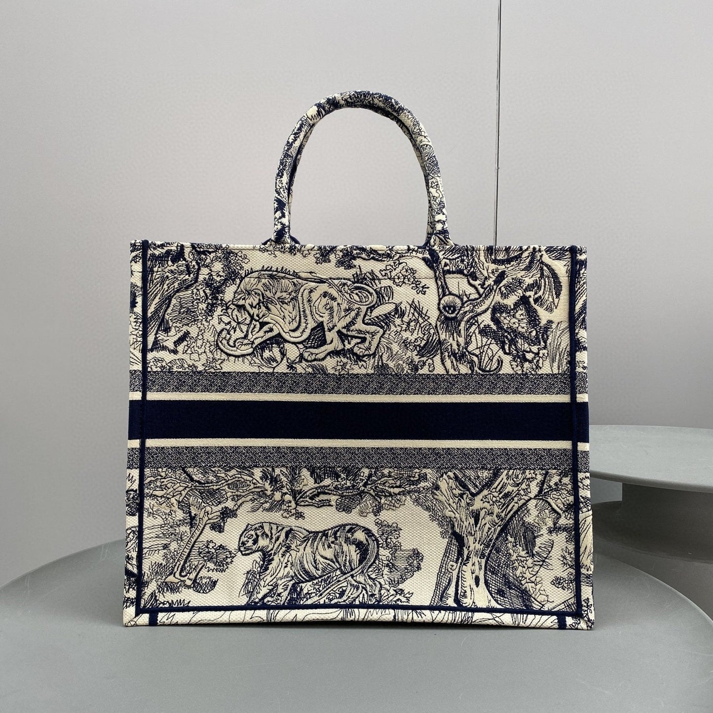 luxury Book Tote Large Blue Toile de Jouy Embroider - 42 x 35 x 18.5 cm