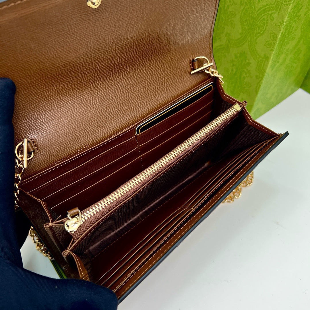 luxury Brown Saddle Buckle Handbag 19x10.5x3.5cm