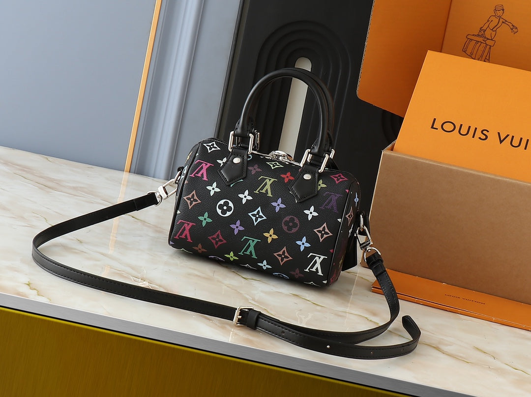 Luxury Speedy Bandouli¨re 20 Handbag 20.5x13.5x12cm