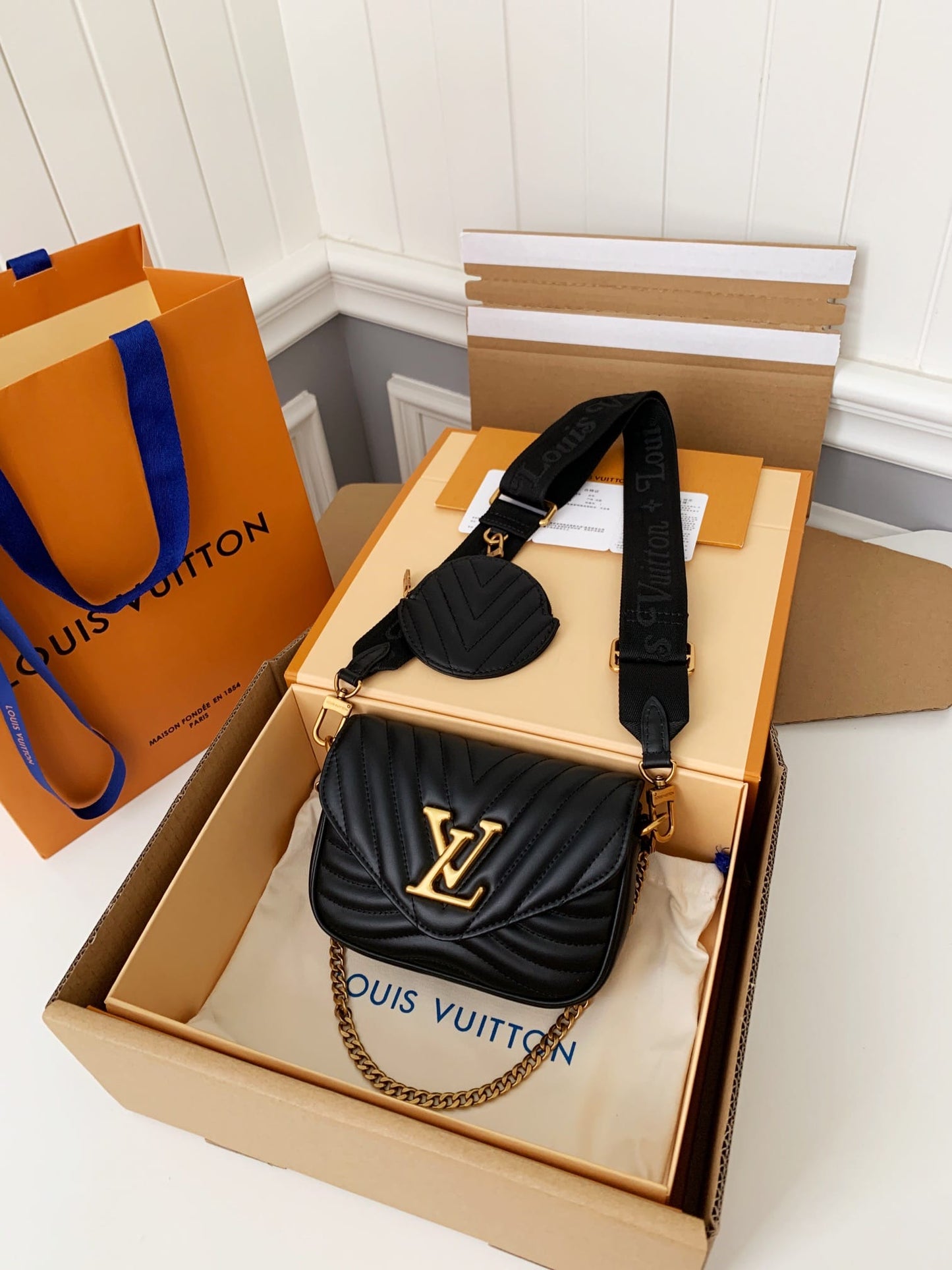 Luxury NEW WAVE MULTI-POCHETTE Handbag