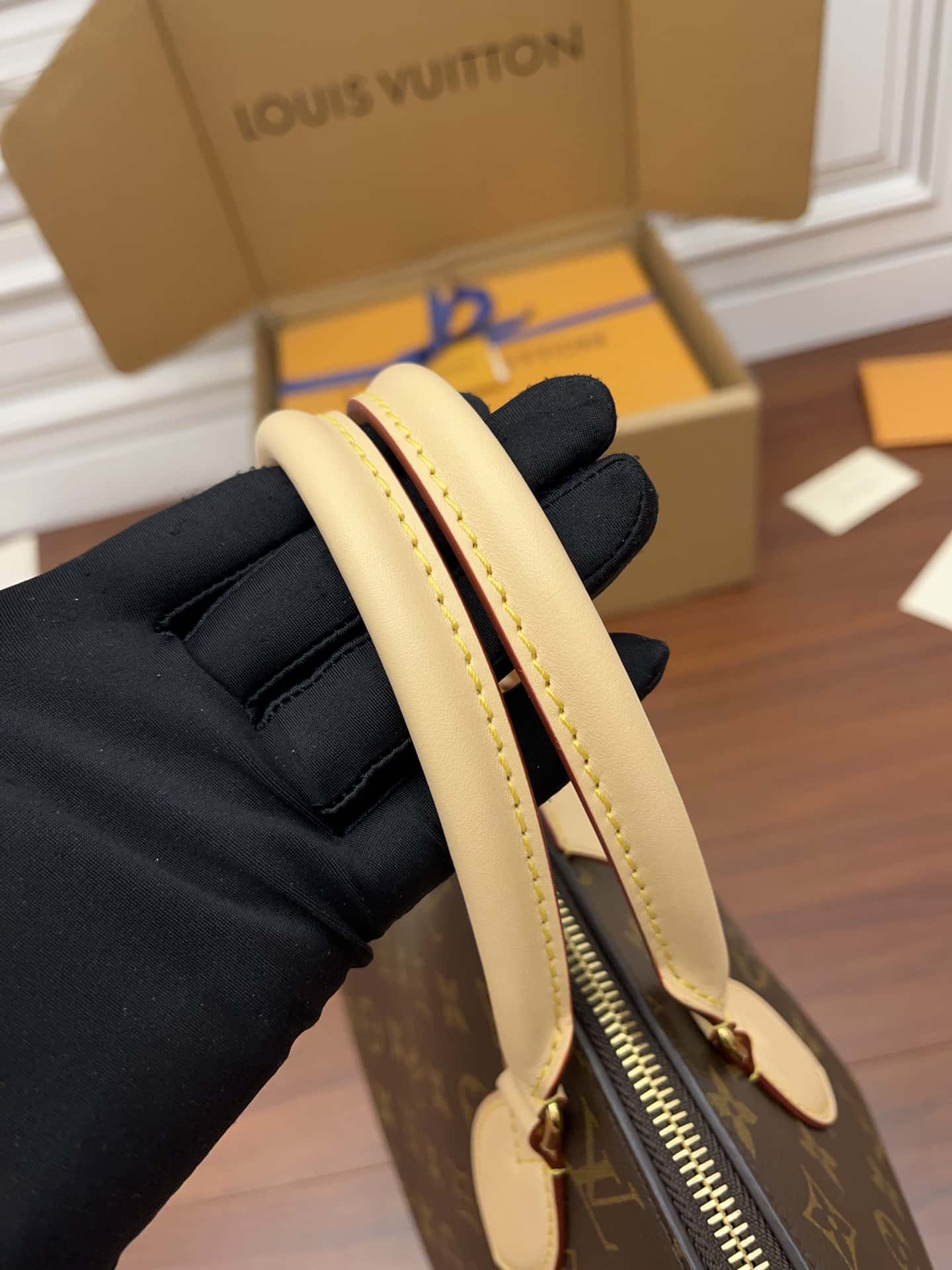 Luxury Boetie Handbag