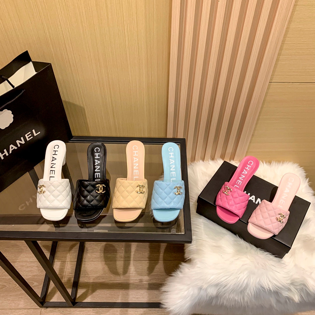 Diamond Leather Triangle Heel Tofflor
