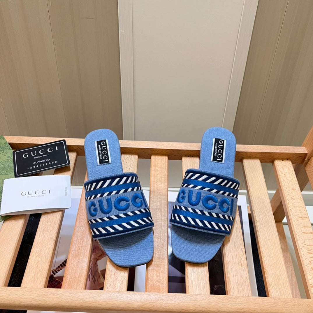 Bokstäver Denim platta tofflor