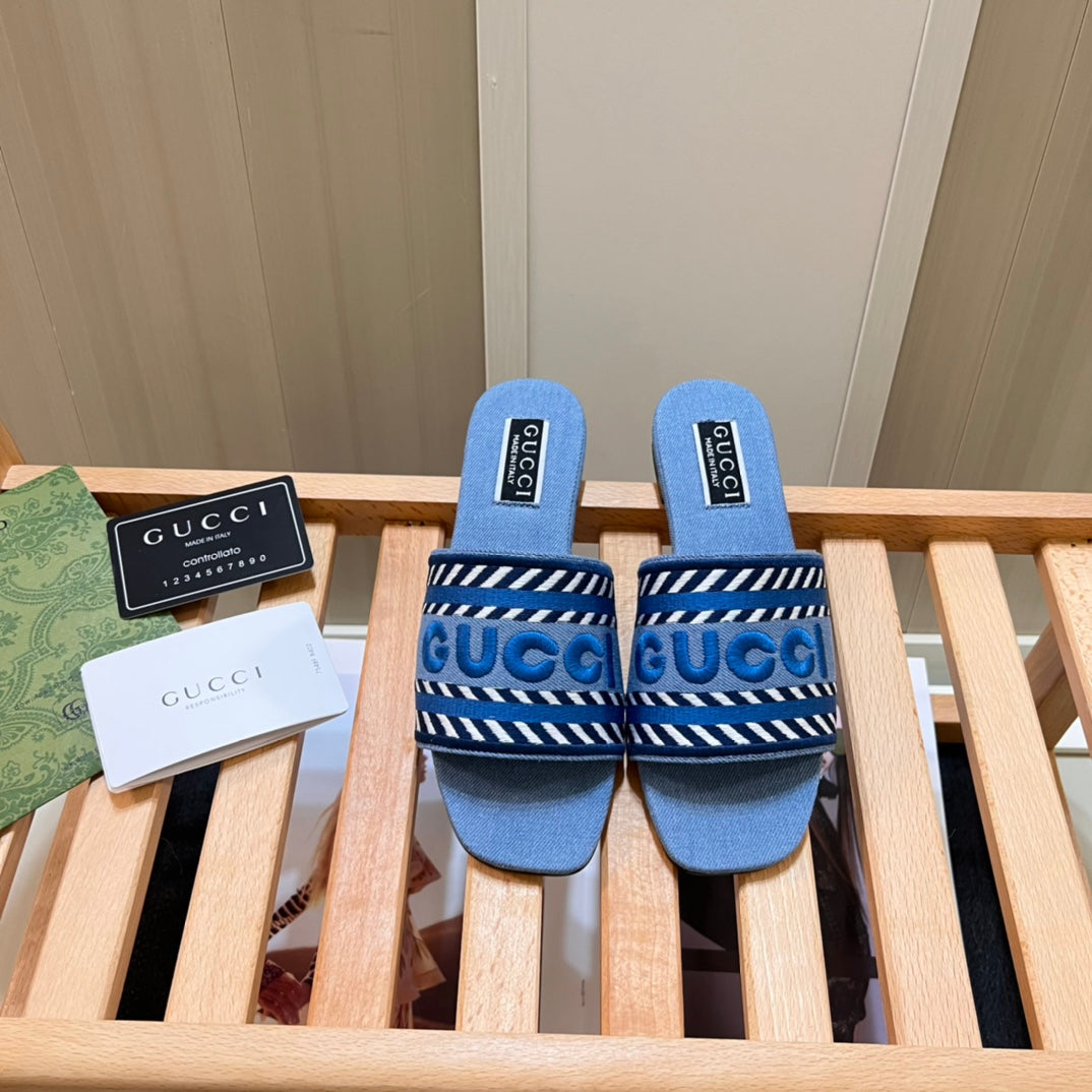 Bokstäver Denim platta tofflor