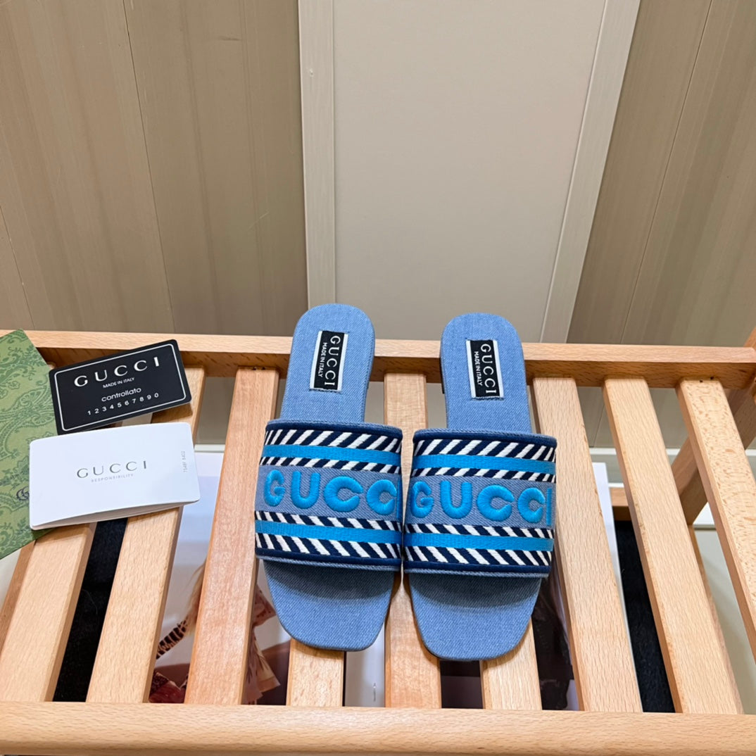 Bokstäver Denim platta tofflor
