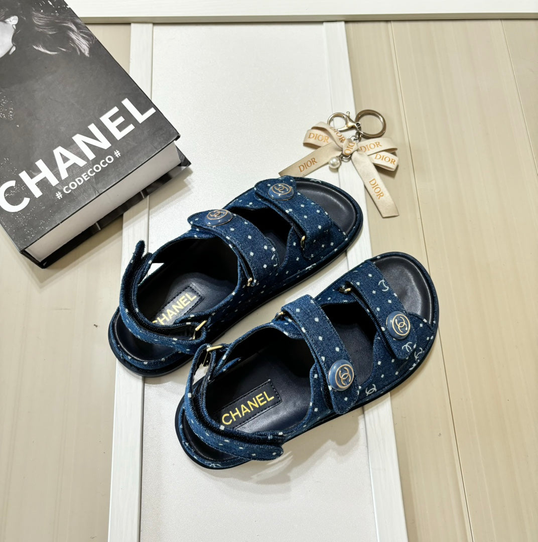 Denim runda spÀnnesandaler med kardborreband